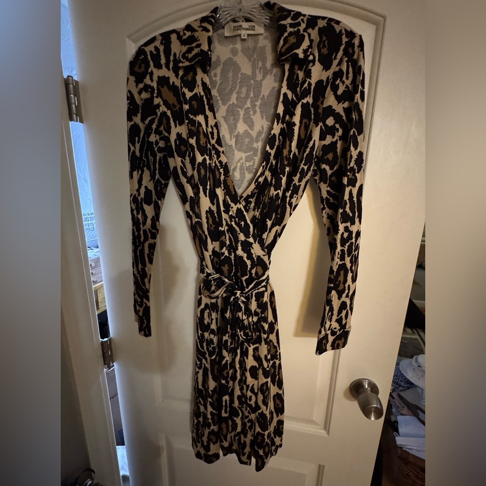 Diane Von Furstenberg Animal Print Long Sleeve Dress